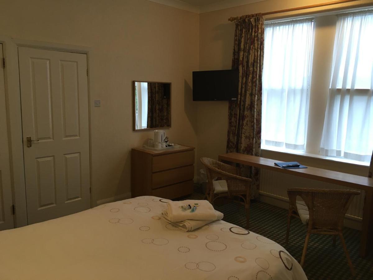 The Hawthornes Licensed Guest House Knottingly Extérieur photo