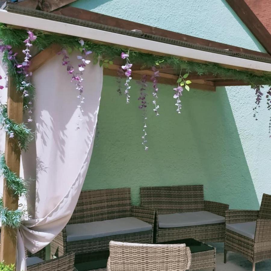 The Hawthornes Licensed Guest House Knottingly Extérieur photo